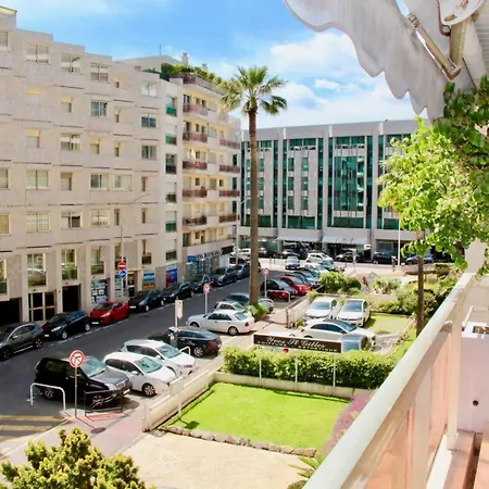Apartment Ref 2003 - Croisette - 3 Mins From The Croissette Cannes